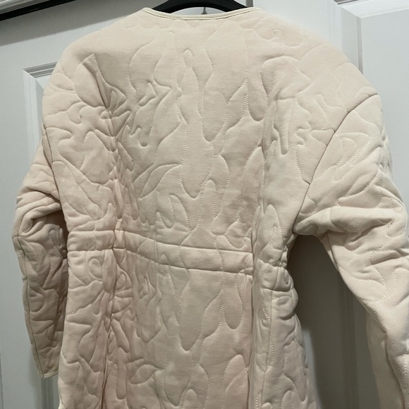 Mango - Picture 9 of 16